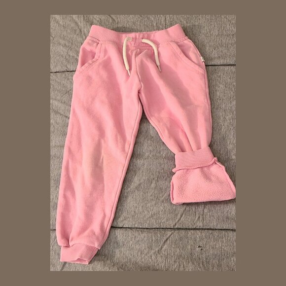 Pink Sweats - Picture 6 of 7